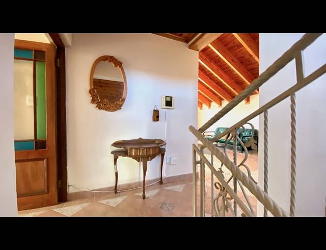 4 BEDROOM HOUSE FOR SALE IN PORT OWEN